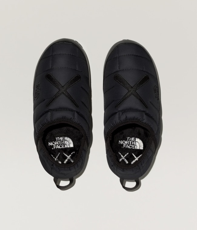 TNF-X-KAWS-W-THERMOBALL-TRACTION-MULE-VS-NF0A7W6M