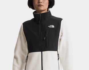 A person wearing The North Face fleece.
